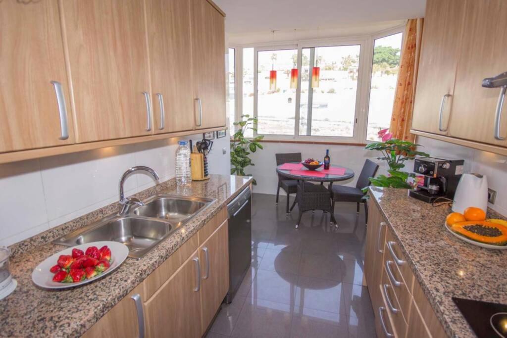 Casa Tres Vistas Luxury Apartment With Stunning Views To The Ocean Puerto de Santiago  Eksteriør billede
